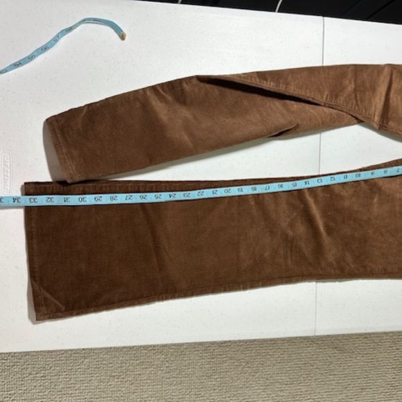 KUT fine wale corduroy, "baby bootleg" pants - Picture 4 of 7